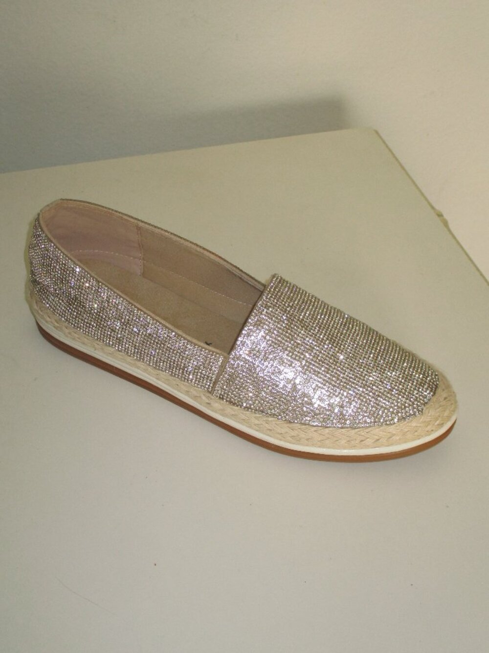AK Anne Klein iflex "June" Womens Casual Comfort Rhinestone Flat Loafer NWOB-10M